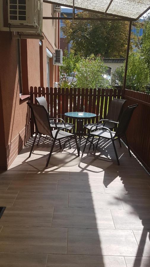 Rose Apartman Debrecen Eksteriør bilde