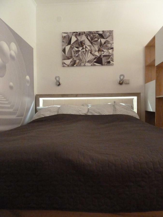 Rose Apartman Debrecen Eksteriør bilde